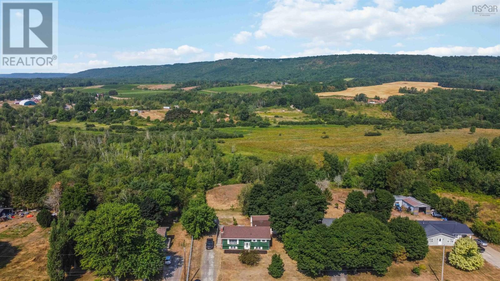 Property 33 of 48 of 265 Black Hole