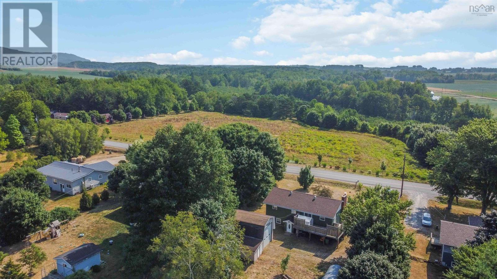 Property 37 of 48 of 265 Black Hole