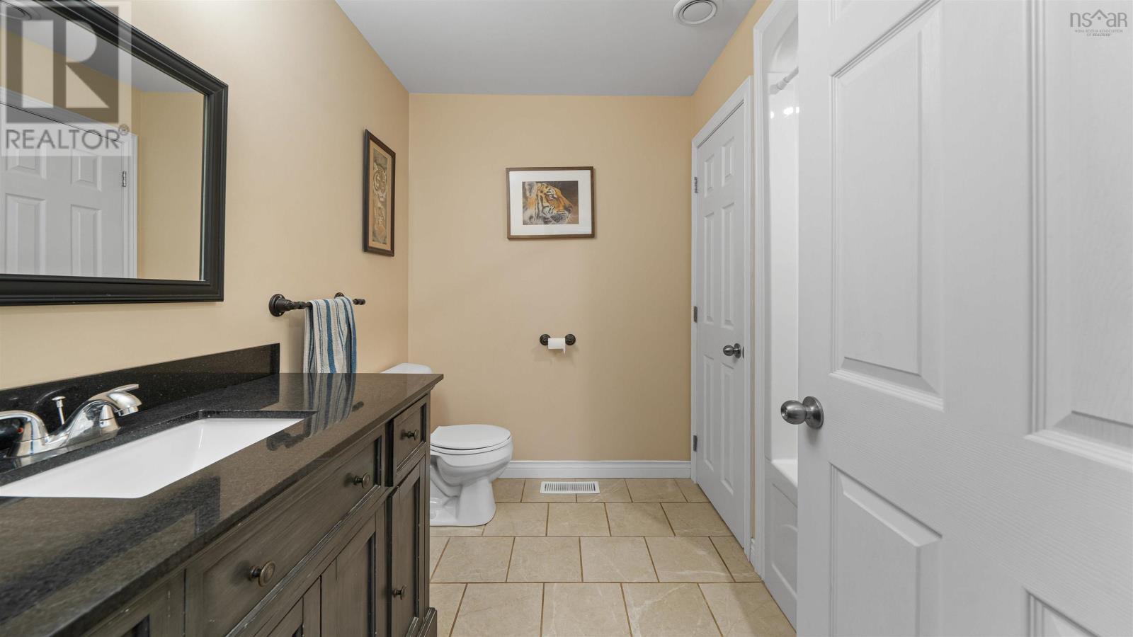 Property 21 of 50 of 339 Station Road