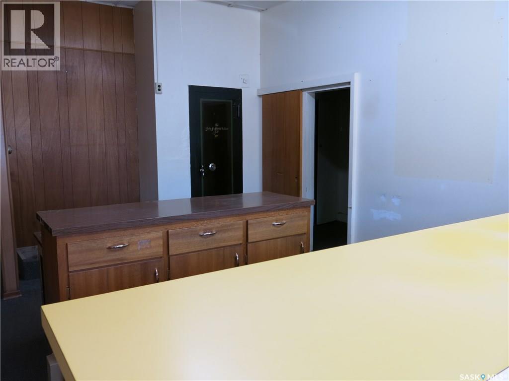 608 Main STREET — photo 7