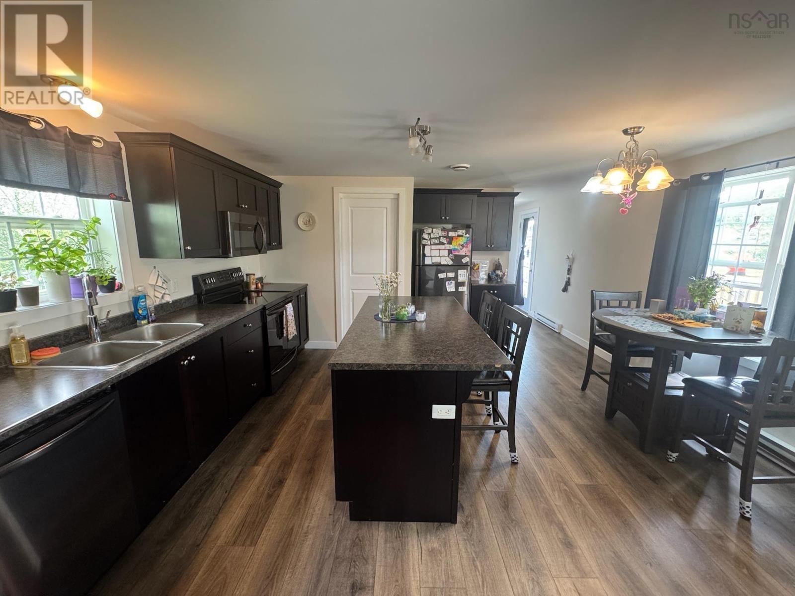 Property 7 of 26 of 15 Brynlees Lane