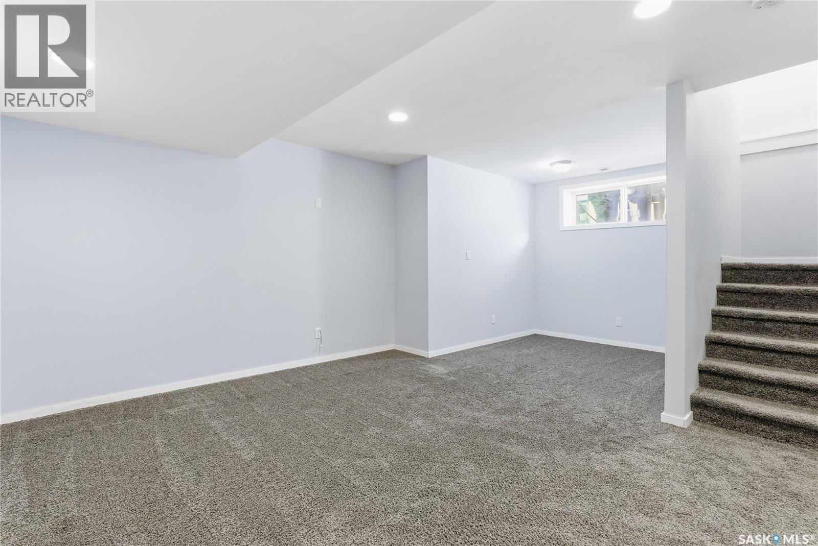 Single Family House 2 Level for Sale in  Kloppenburg CRESCENT Saskatoon 