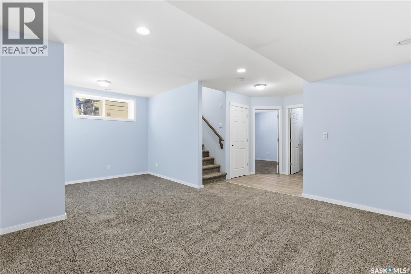 Single Family House 2 Level for Sale in  Kloppenburg CRESCENT Saskatoon 