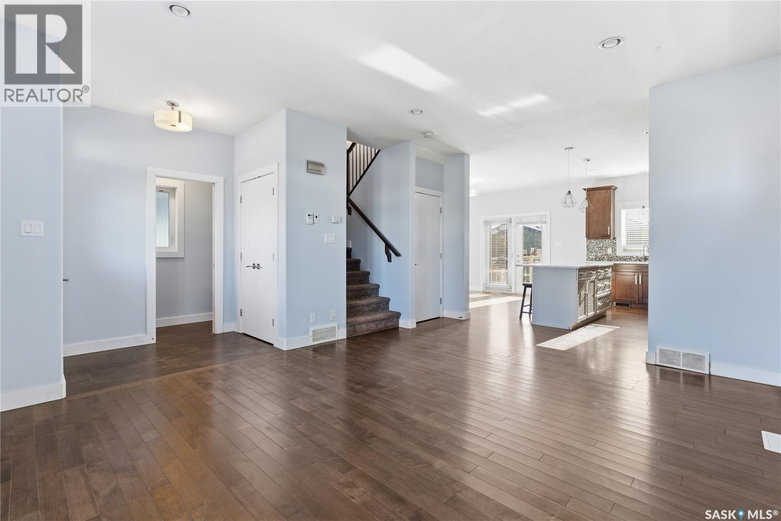 Single Family House 2 Level for Sale in  Kloppenburg CRESCENT Saskatoon 