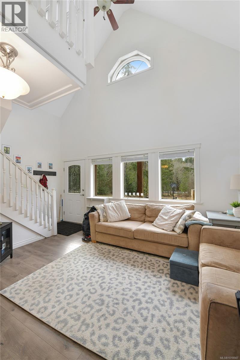 300 BONSAI Pl, Qualicum Beach