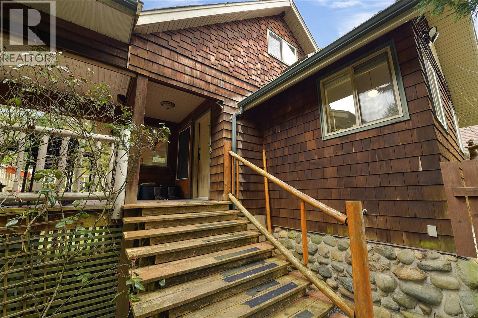 300 BONSAI Pl, Qualicum Beach