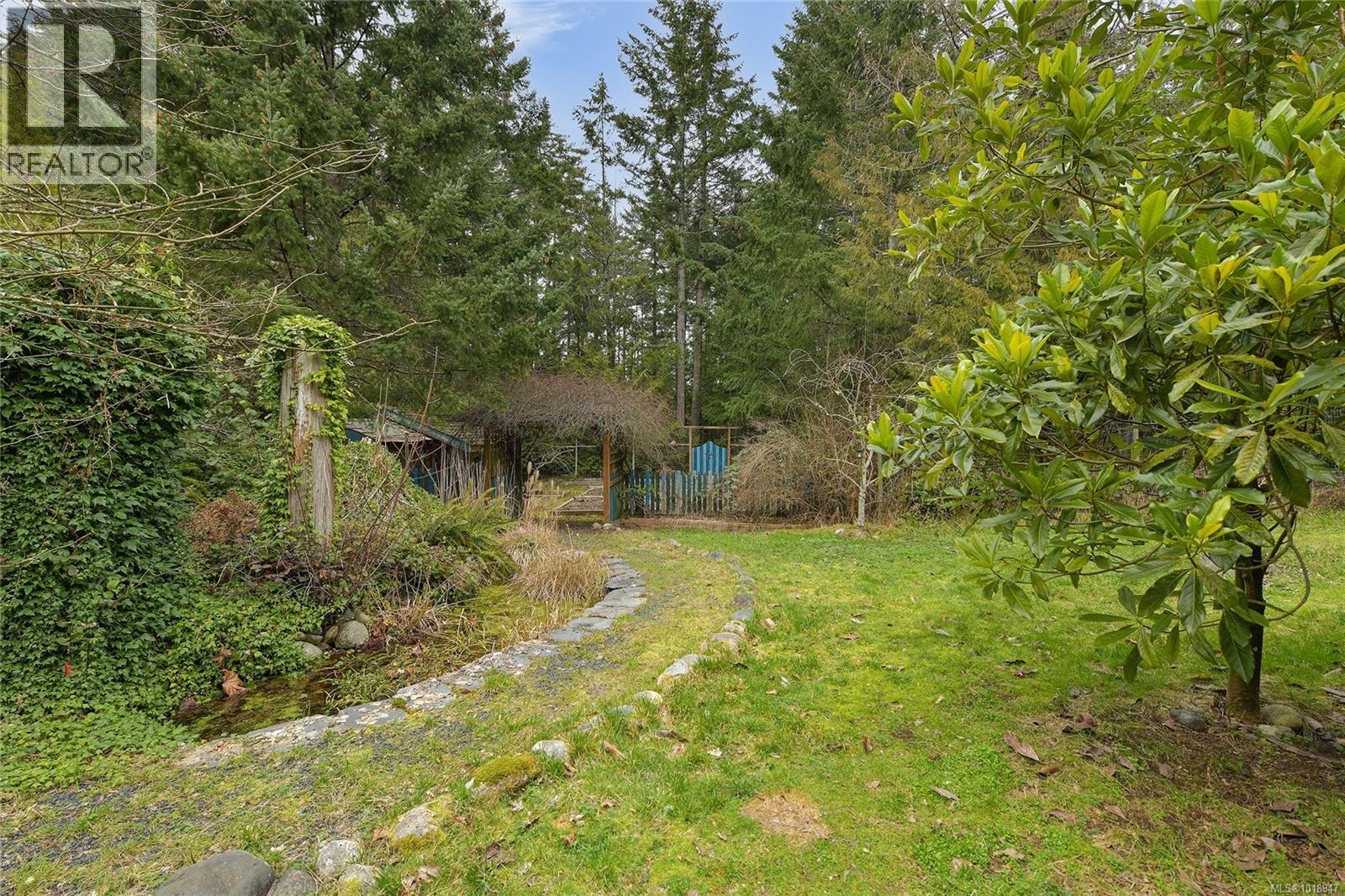 300 BONSAI Pl, Qualicum Beach