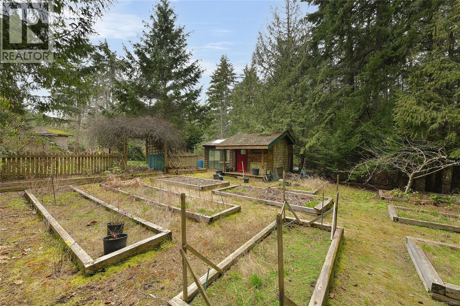 300 BONSAI Pl, Qualicum Beach