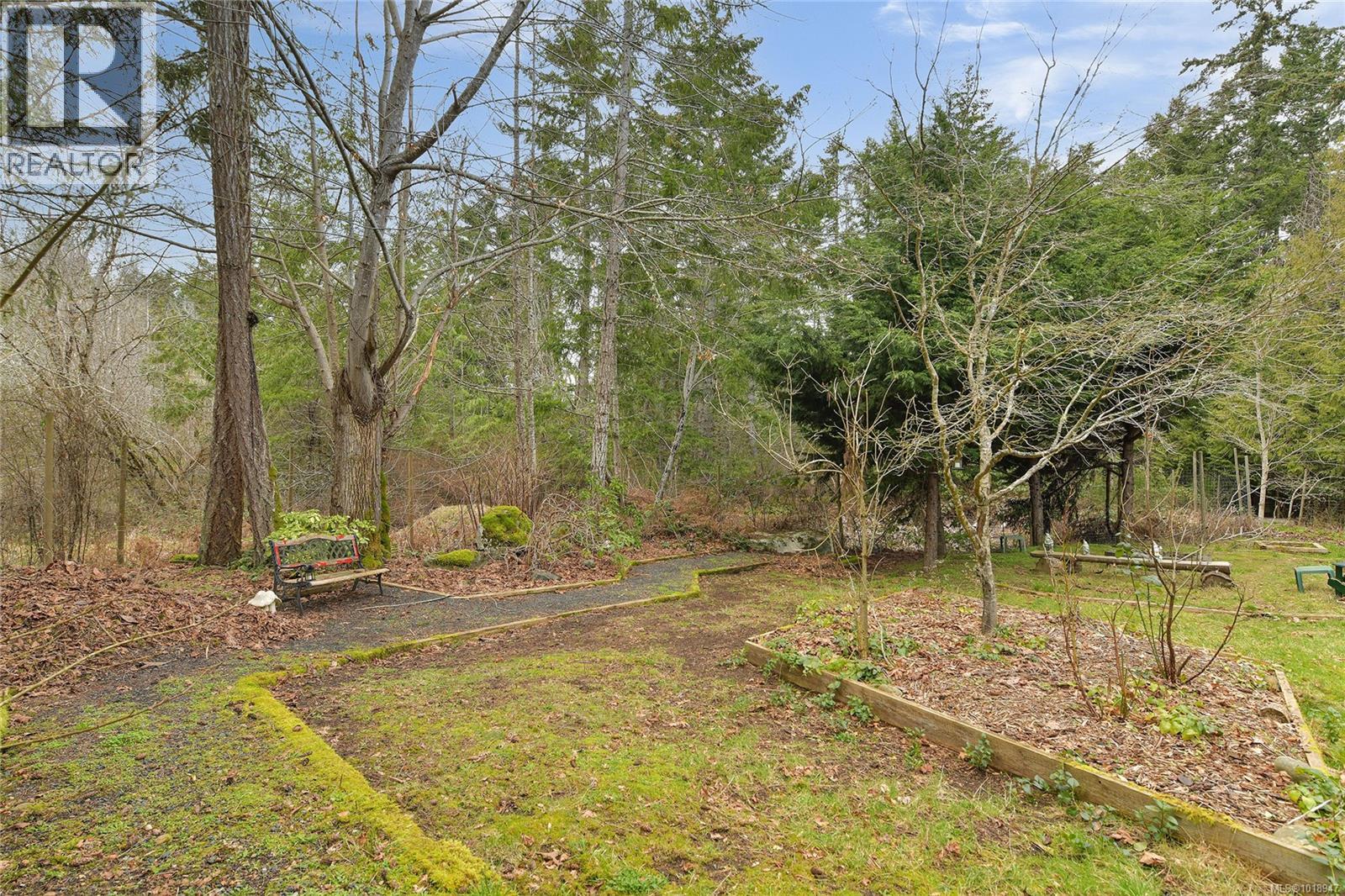 300 BONSAI Pl, Qualicum Beach