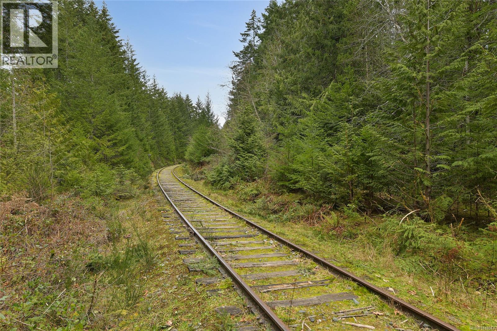 300 BONSAI Pl, Qualicum Beach