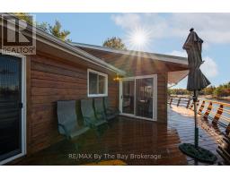 2 Island 2890, Georgian Bay, ON P0E1E0 Photo 10