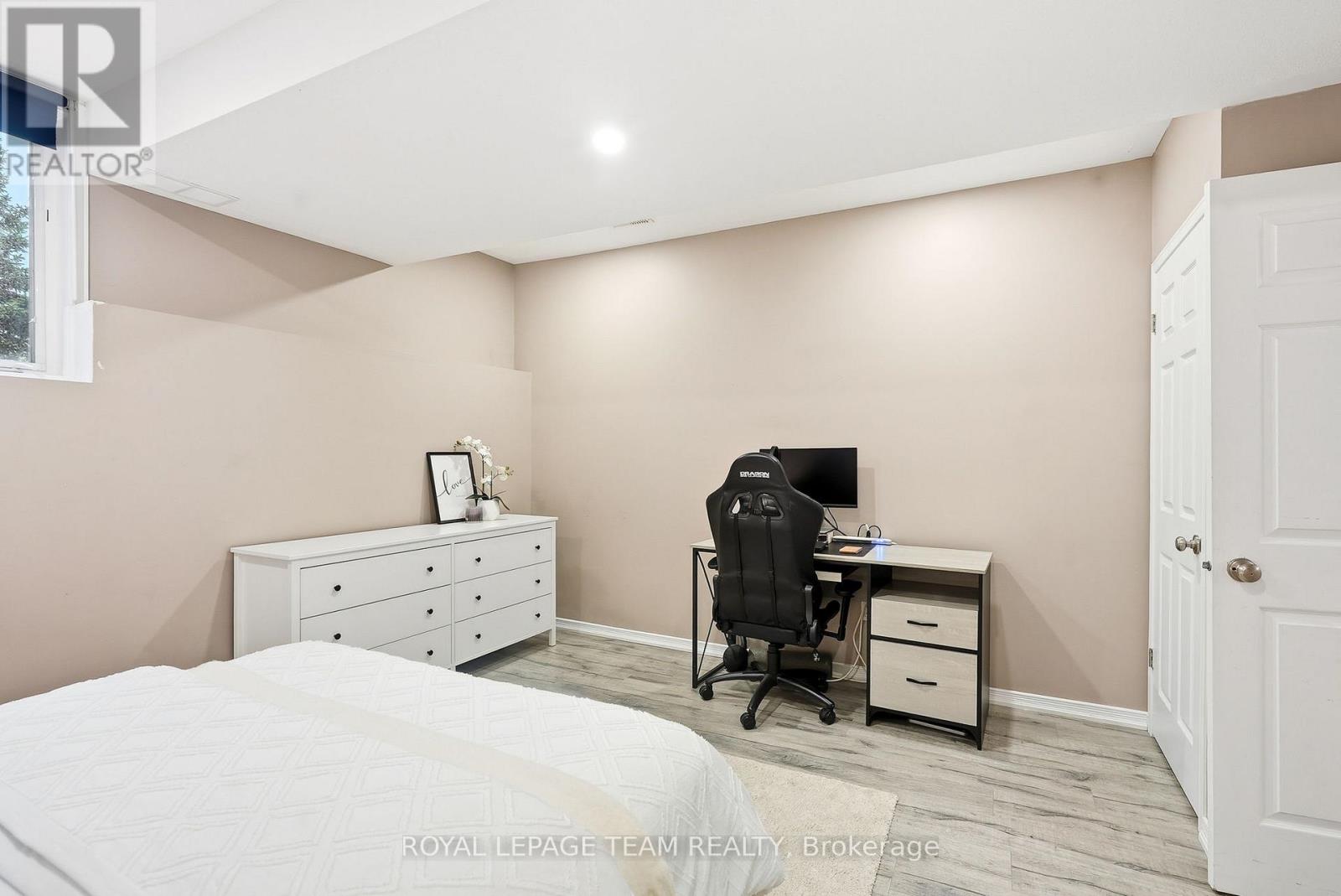 104 FIR LANE - 19