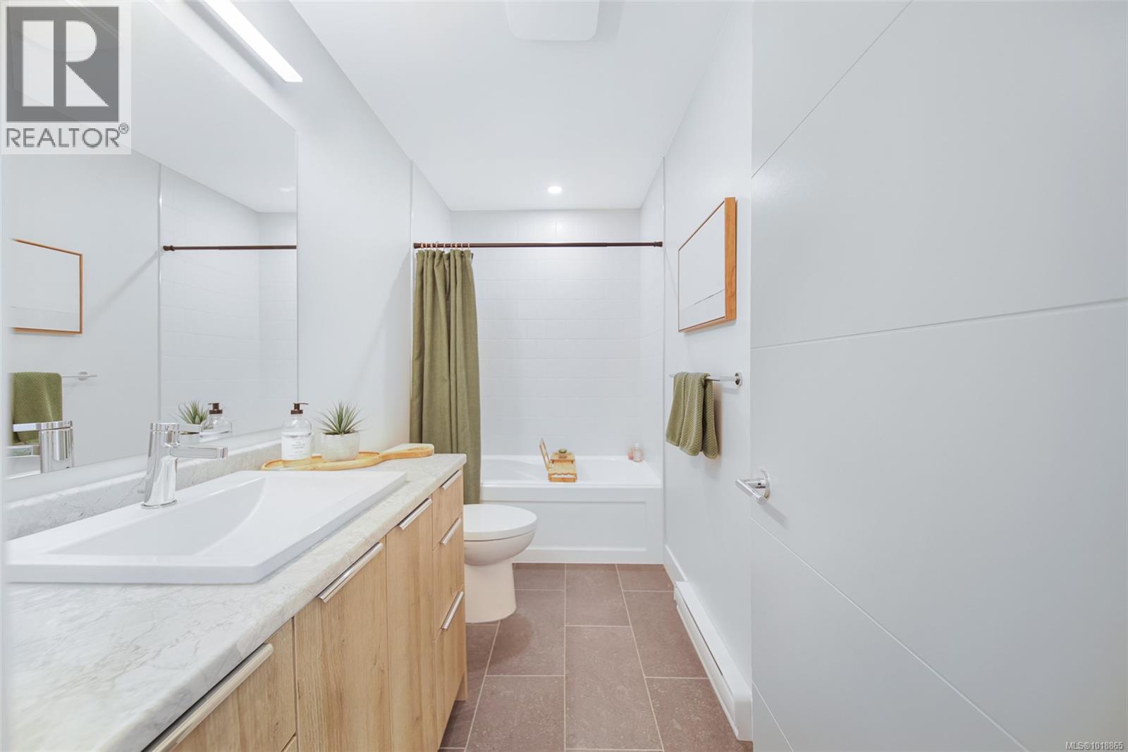 2 2846 4th Ave, Port Alberni