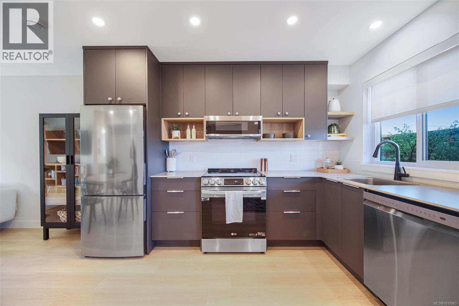 2 2846 4th Ave, Port Alberni