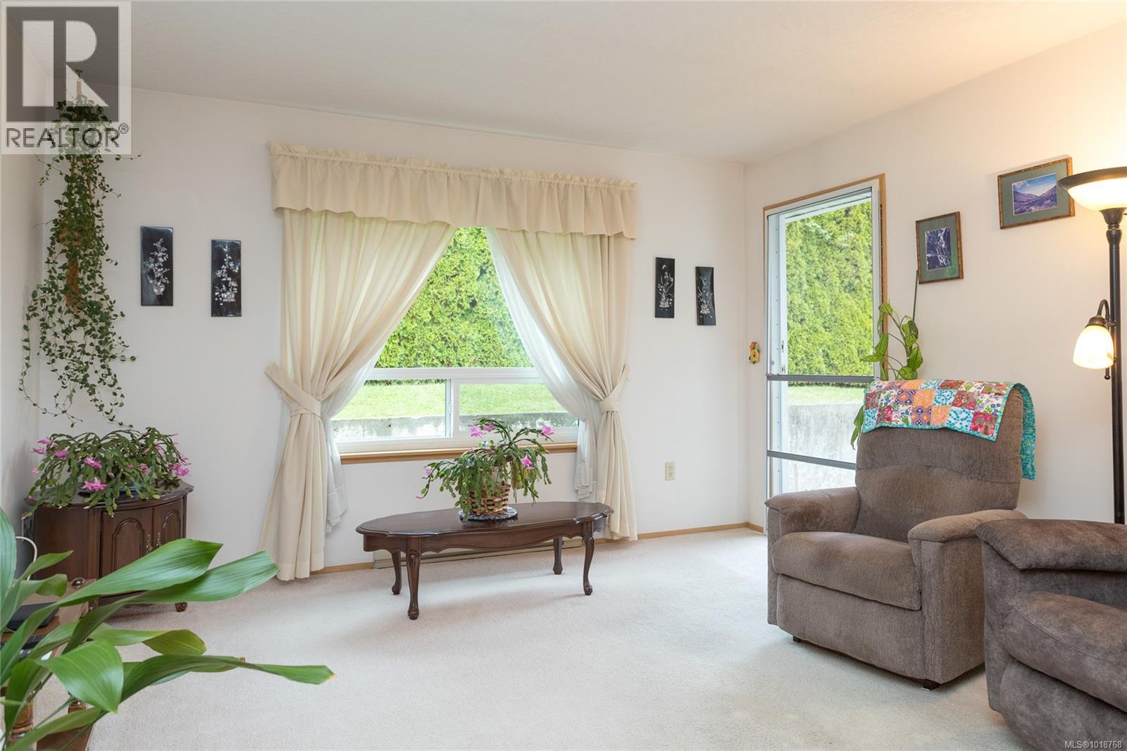 7 4125 Interurban Road, Saanich