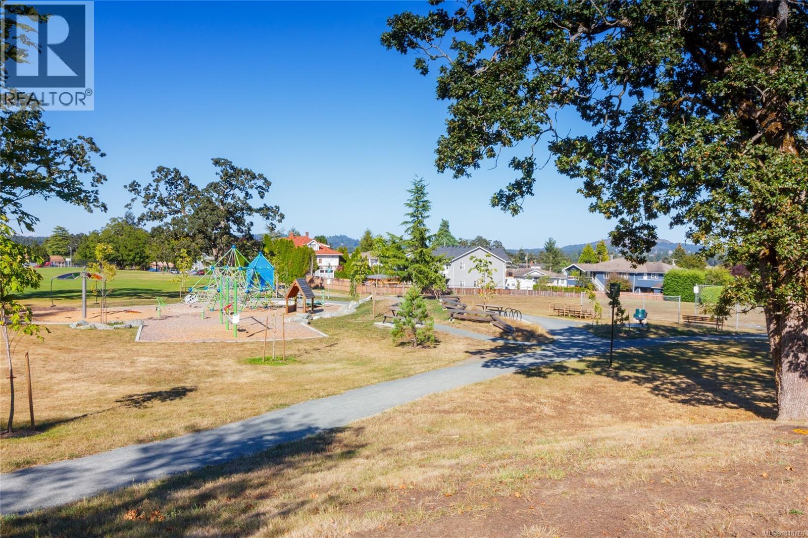 7 4125 Interurban Road, Saanich