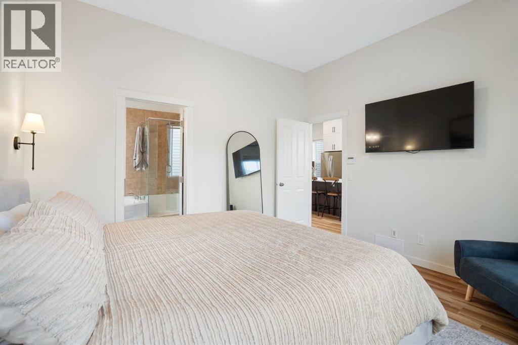 Single Family House Bungalow for Sale in  Somerglen Way SW Somerset Calgary 