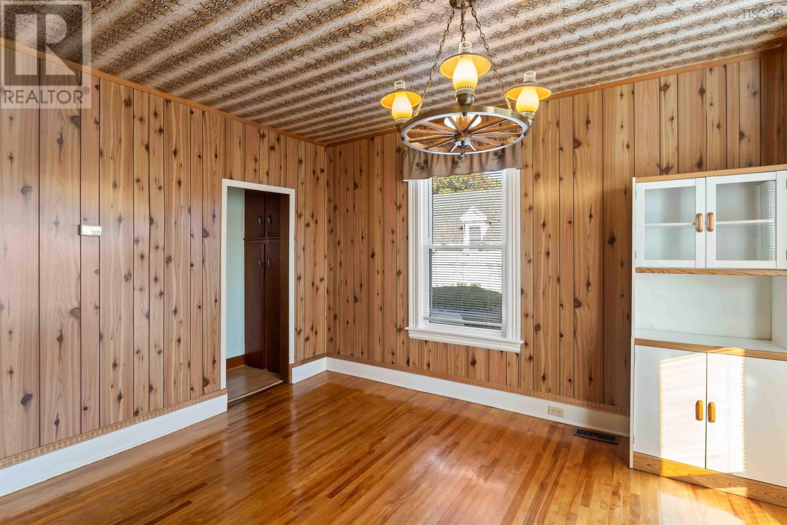 Property 11 of 50 of 191 Second Avenue