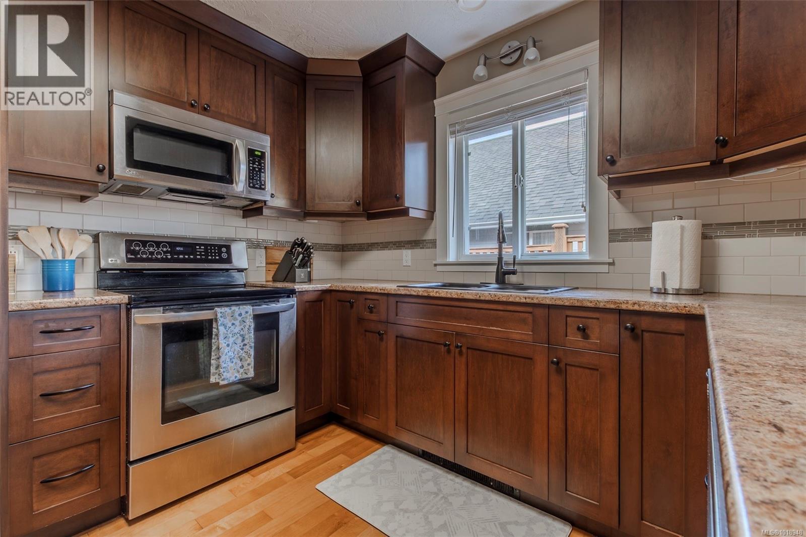 2535 Larkspur Dr, Duncan