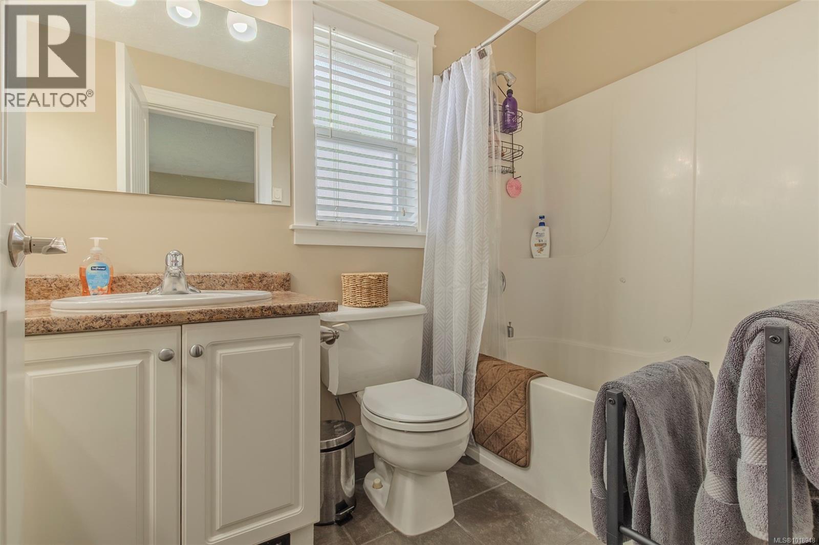 2535 Larkspur Dr, Duncan