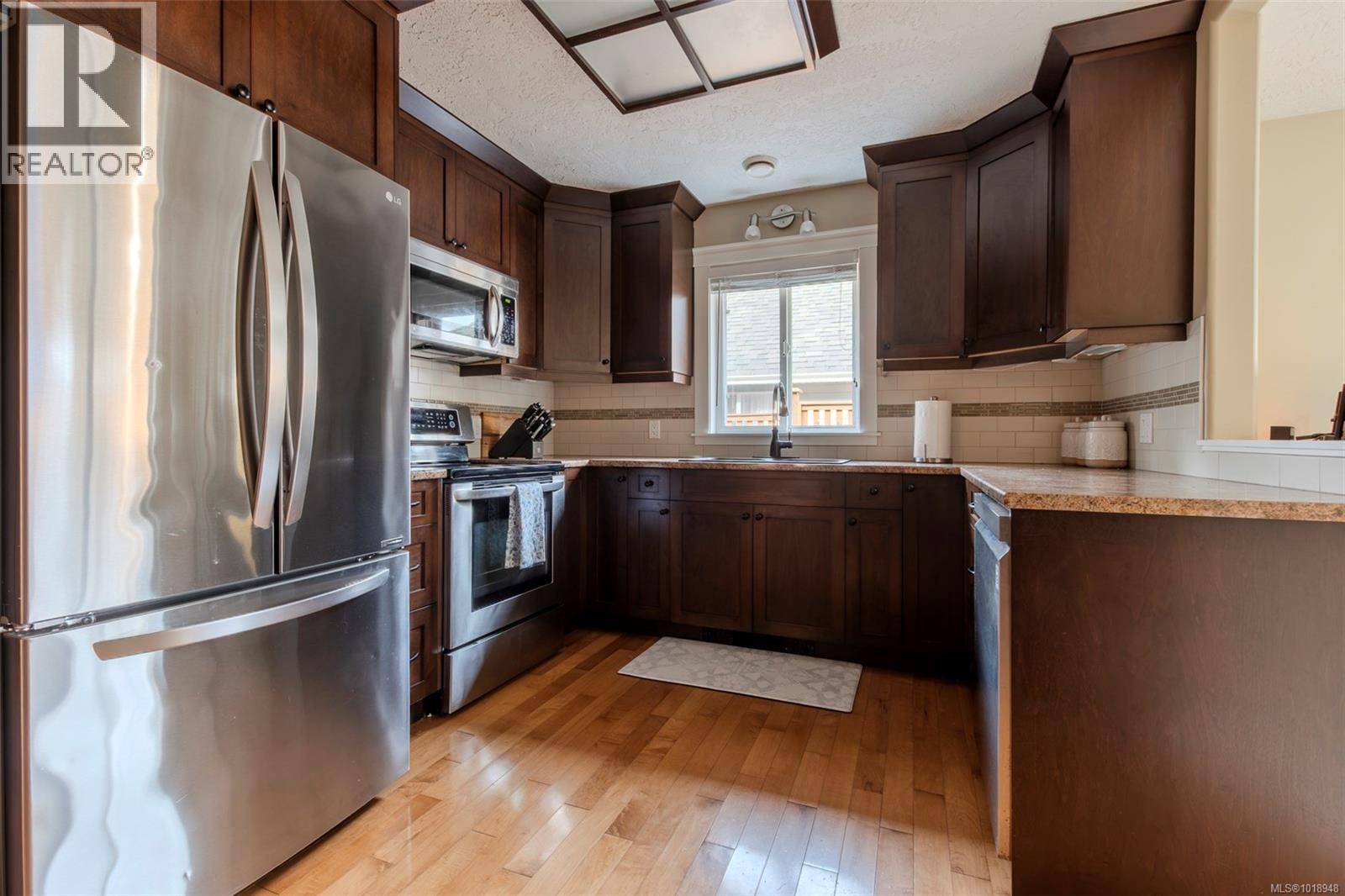 2535 Larkspur Dr, Duncan