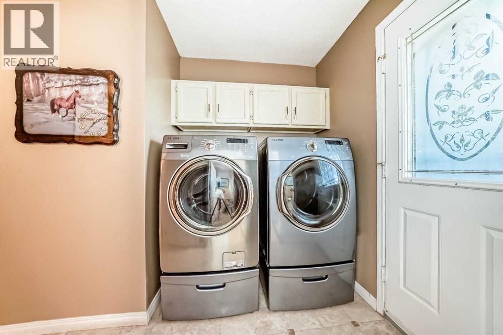 Single Family House for Sale in  Woodbine Boulevard SW Woodbine Calgary 