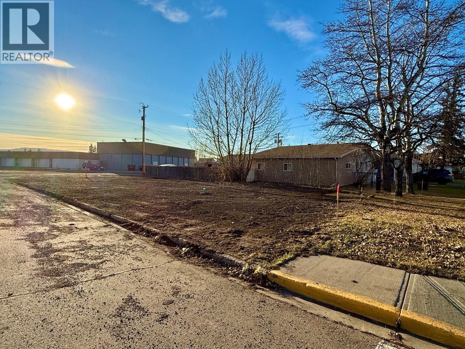 1201 105 AVENUE - Image 3