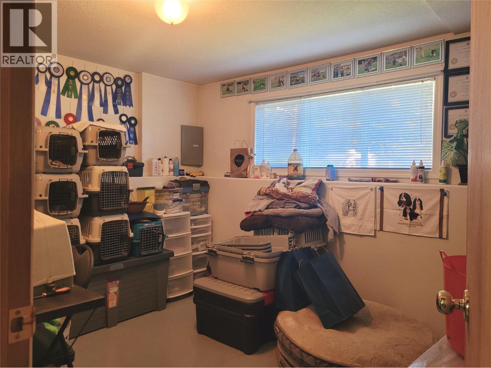 349 DUTCH LAKE Road, Clearwater