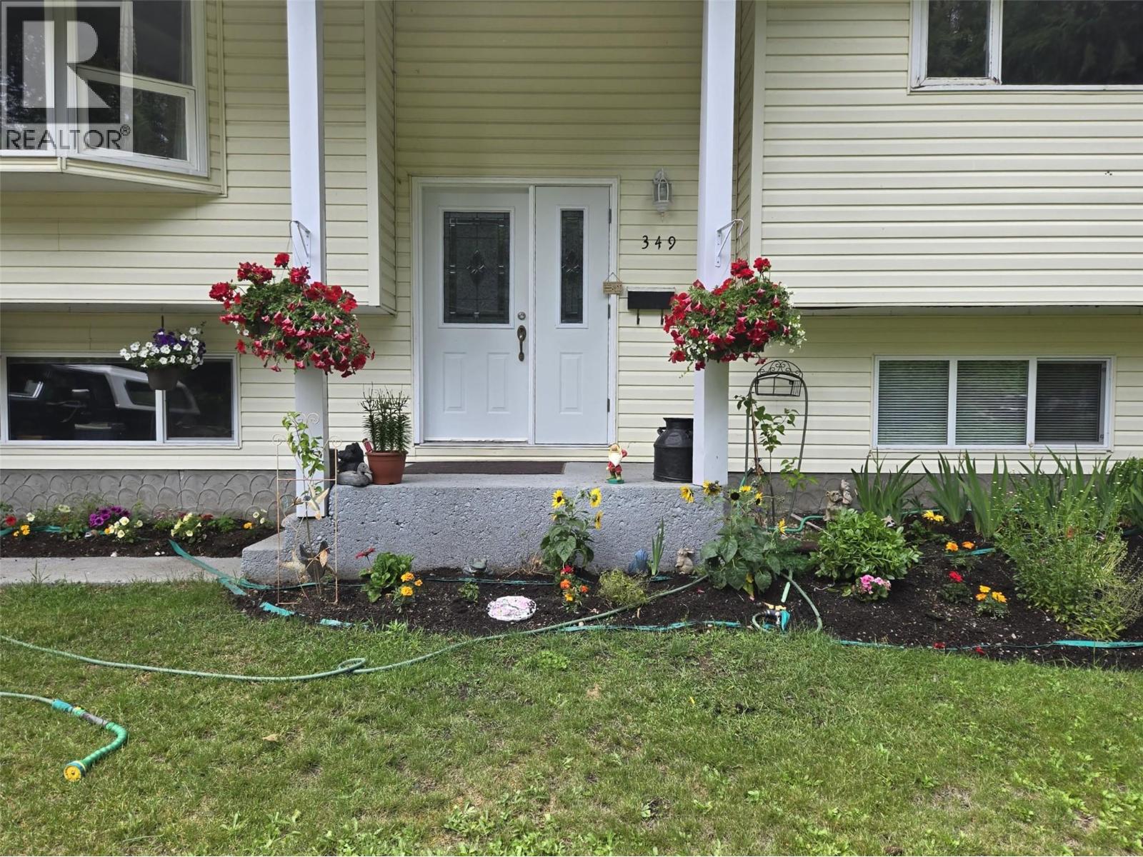 349 DUTCH LAKE Road, Clearwater