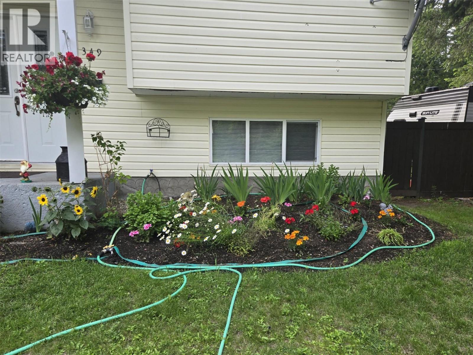 349 DUTCH LAKE Road, Clearwater