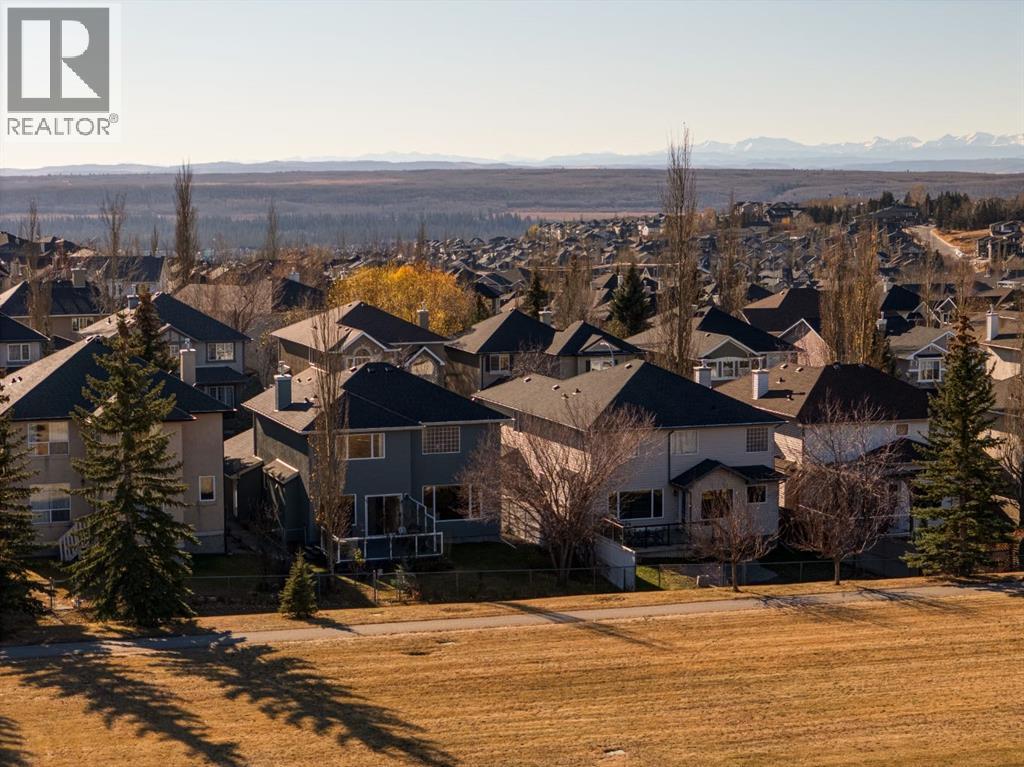 Single Family House for Sale in  Simcoe Close SW Signal Hill Calgary 