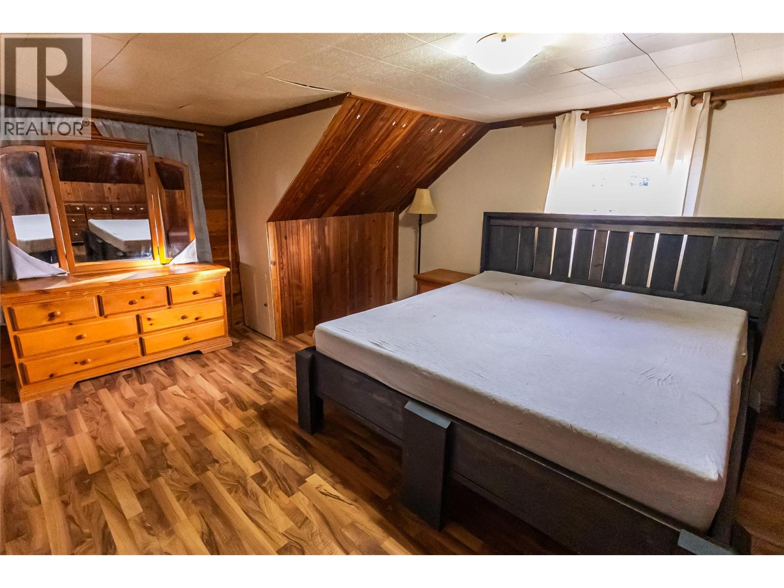 4912 47 Avenue, Pouce Coupe