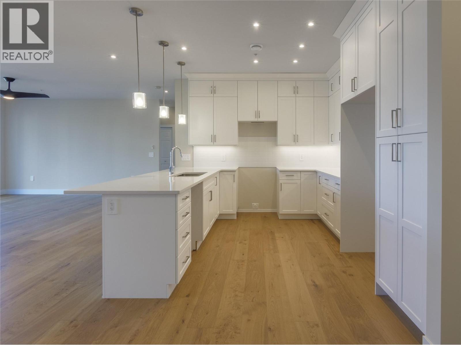 3362 SKAHA LAKE Road Unit# 1301, Penticton