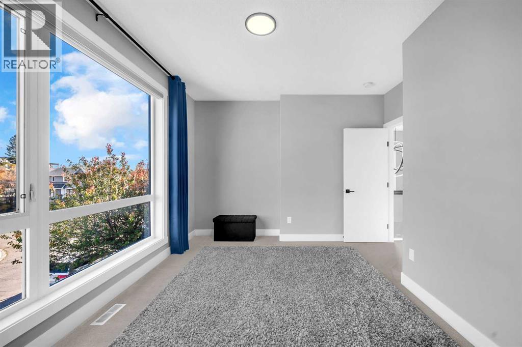 Single Family House for Sale in  a Street SE Inglewood Calgary 