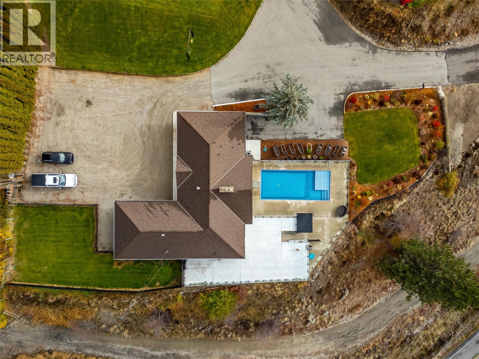 21815 Garnet Valley Road, Summerland
