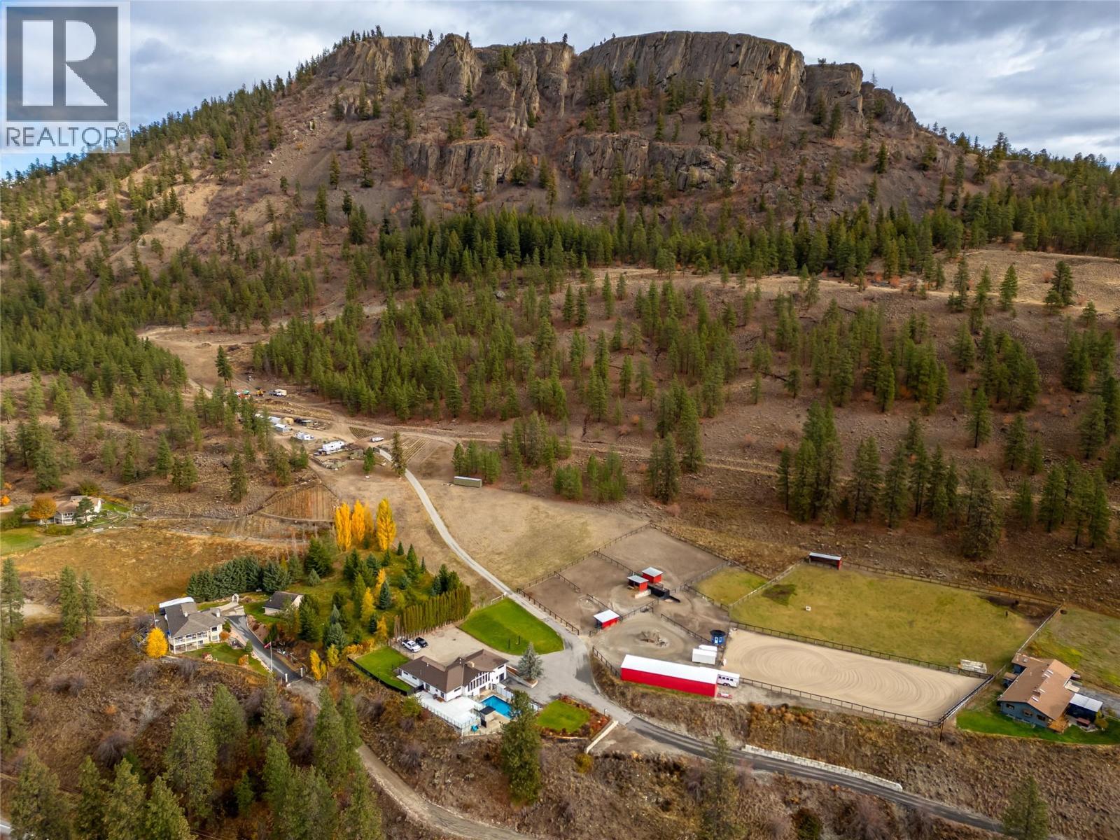 21815 Garnet Valley Road, Summerland