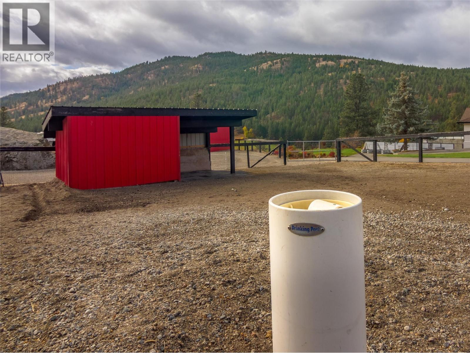 21815 Garnet Valley Road, Summerland