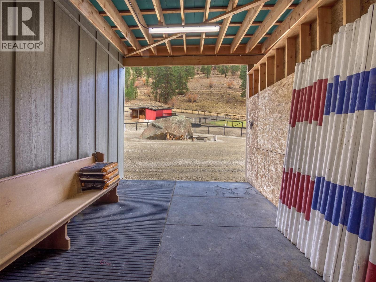 21815 Garnet Valley Road, Summerland