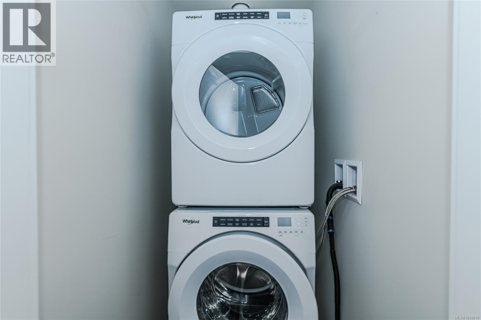 202 2843 Jacklin Road, Langford