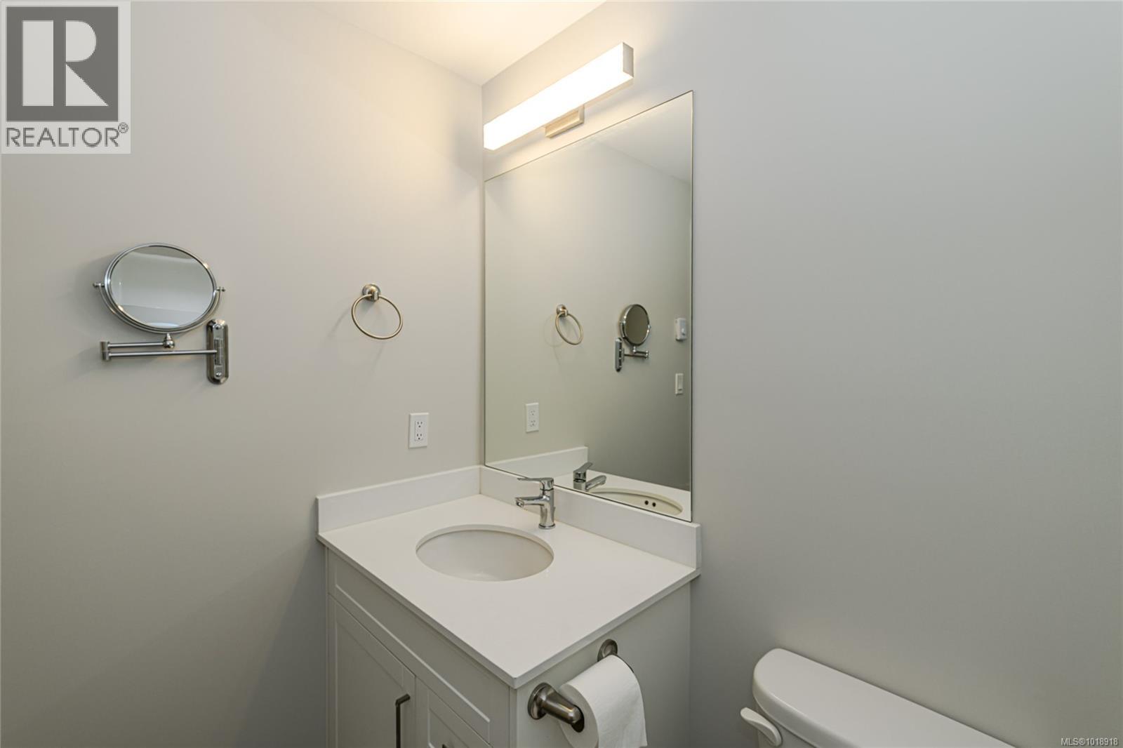 202 2843 Jacklin Road, Langford