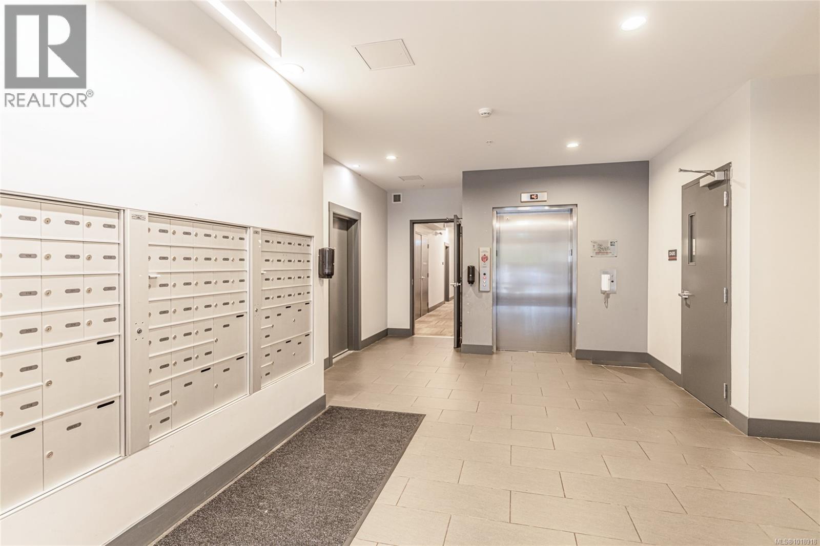 202 2843 Jacklin Road, Langford