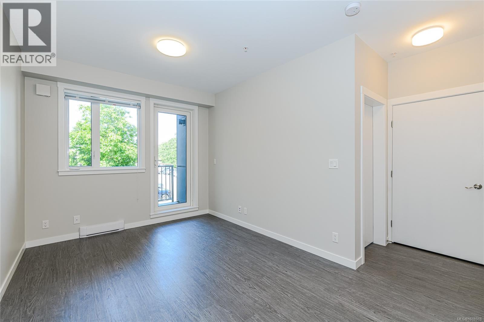 202 2843 Jacklin Road, Langford