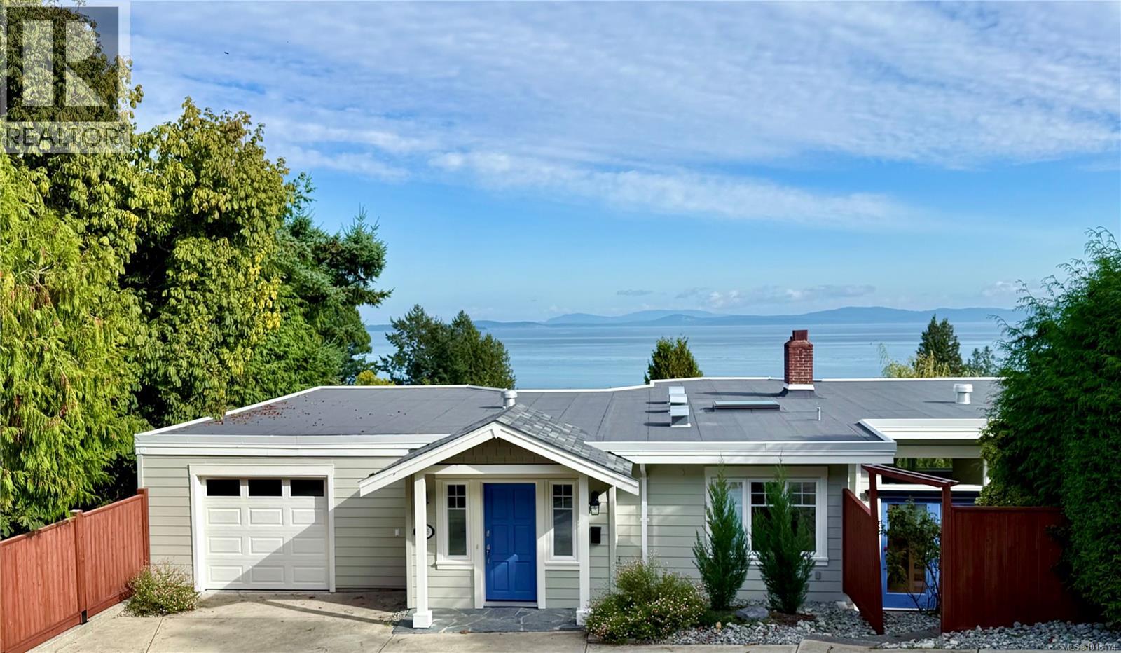  5055 Lochside Drive, Saanich