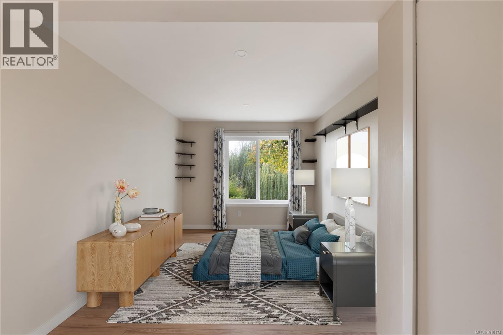  5055 Lochside Drive, Saanich