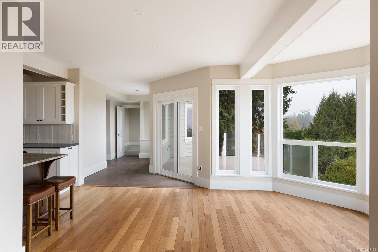  5055 Lochside Drive, Saanich