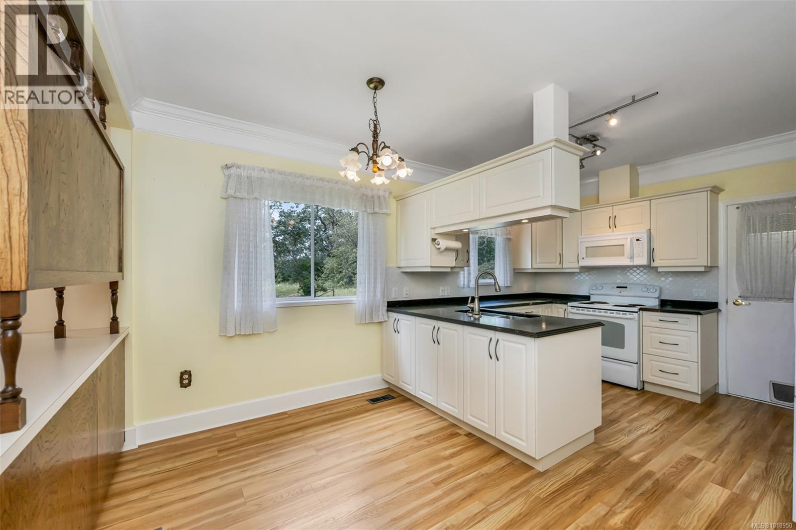 2375 Townend Rd, Duncan