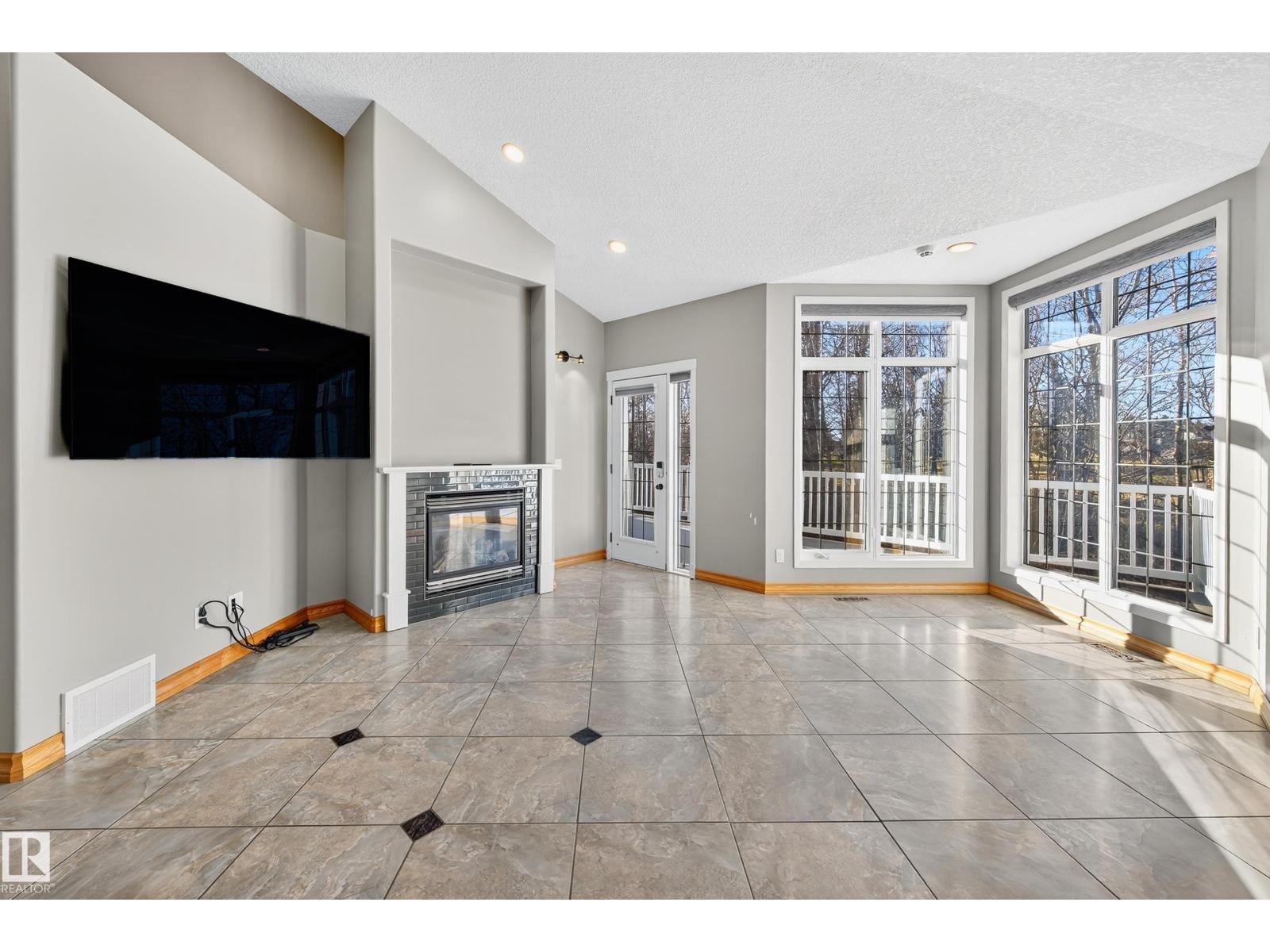 18 BRIARWOOD VG, Stony Plain