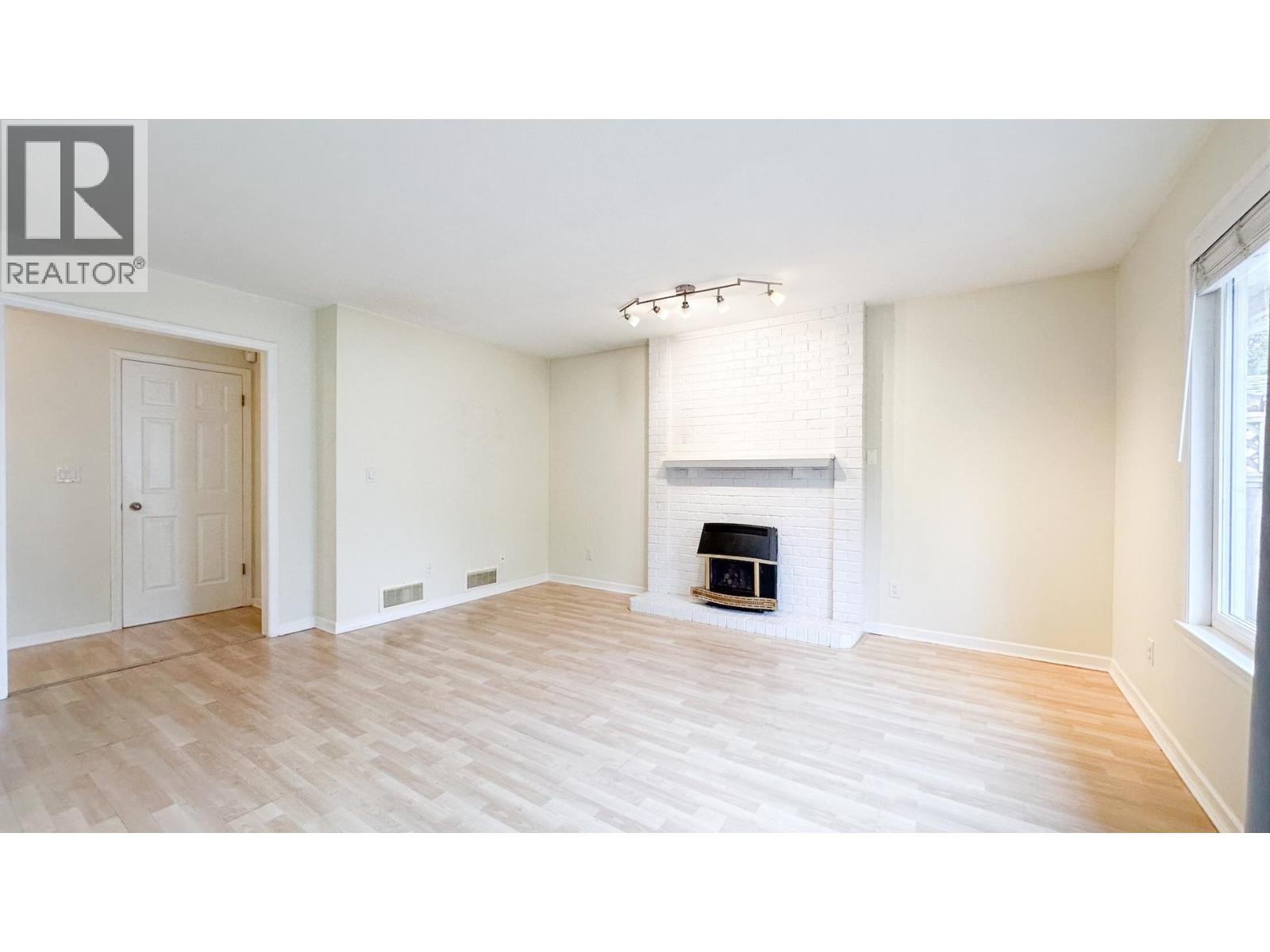 6159 45 Avenue, Delta