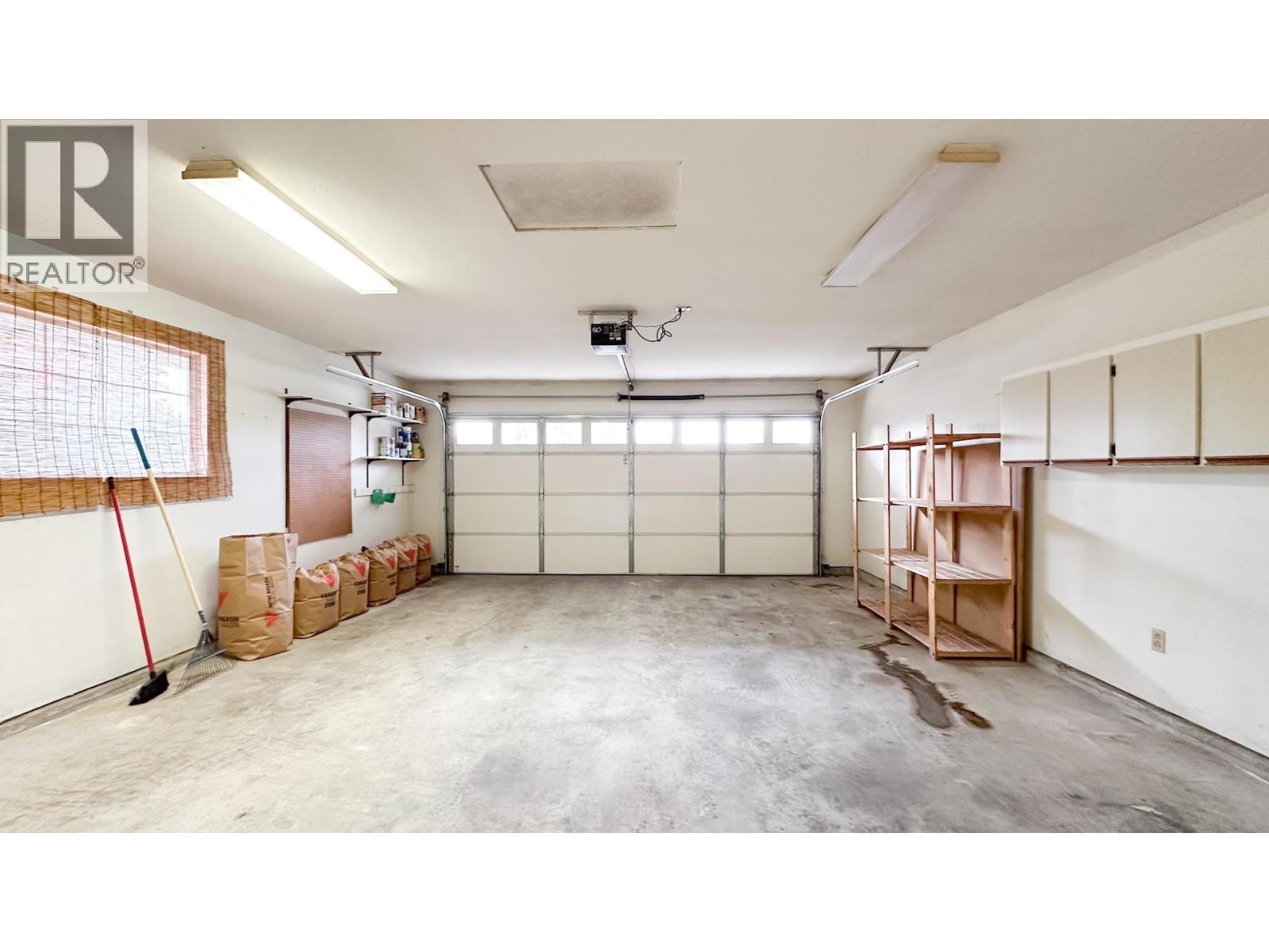 6159 45 Avenue, Delta