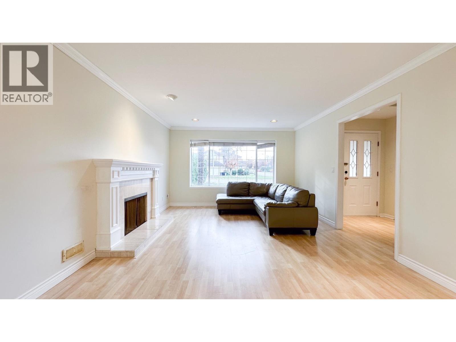 6159 45 Avenue, Delta